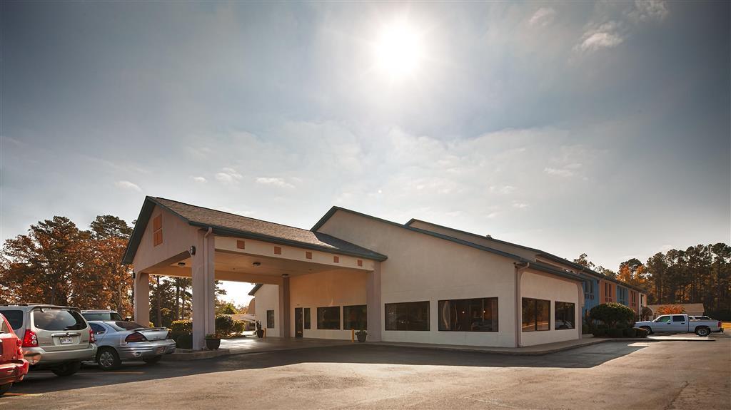 Americas Best Value Inn & Suites Bastrop מראה חיצוני תמונה